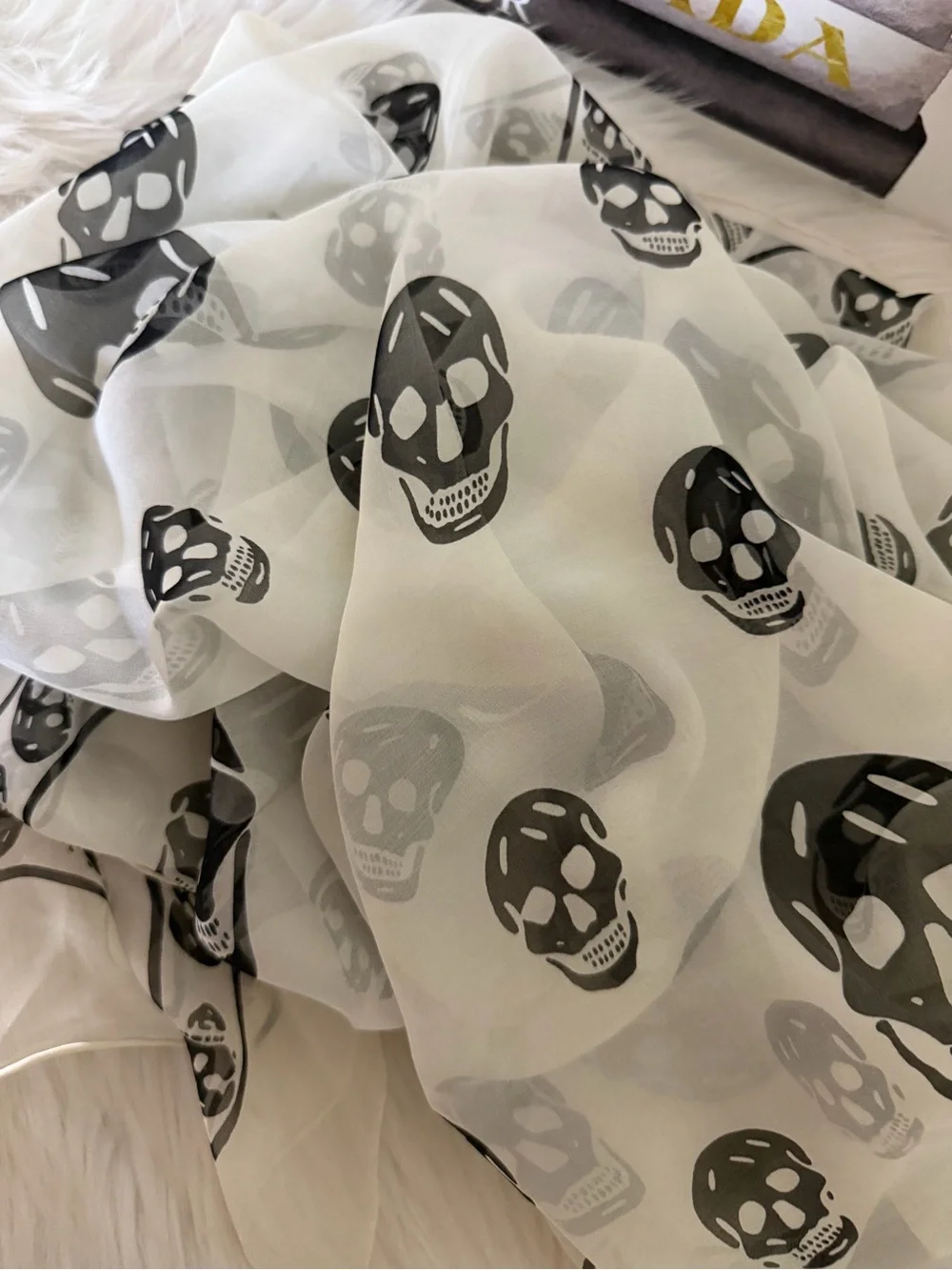 Alexander McQueen Skull Print Sheer Scarf - White and Black -